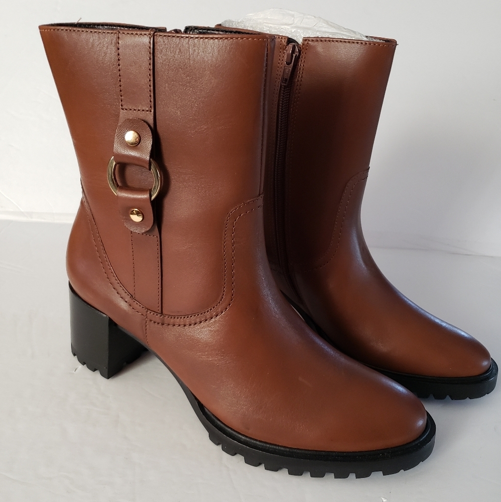 🆕Ladies Rockport boots